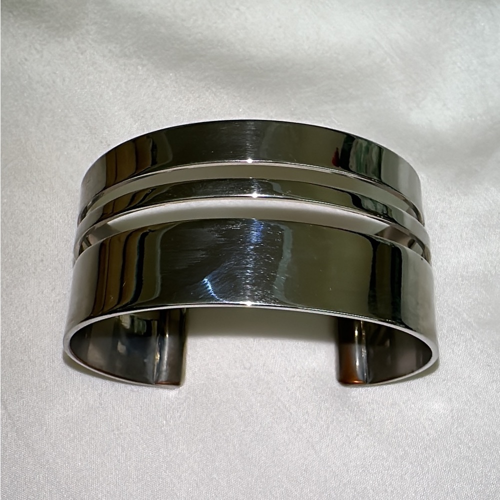 🤍 Silver Cutout Cuff Bangle 3 Lines from Nordstrom 🤍